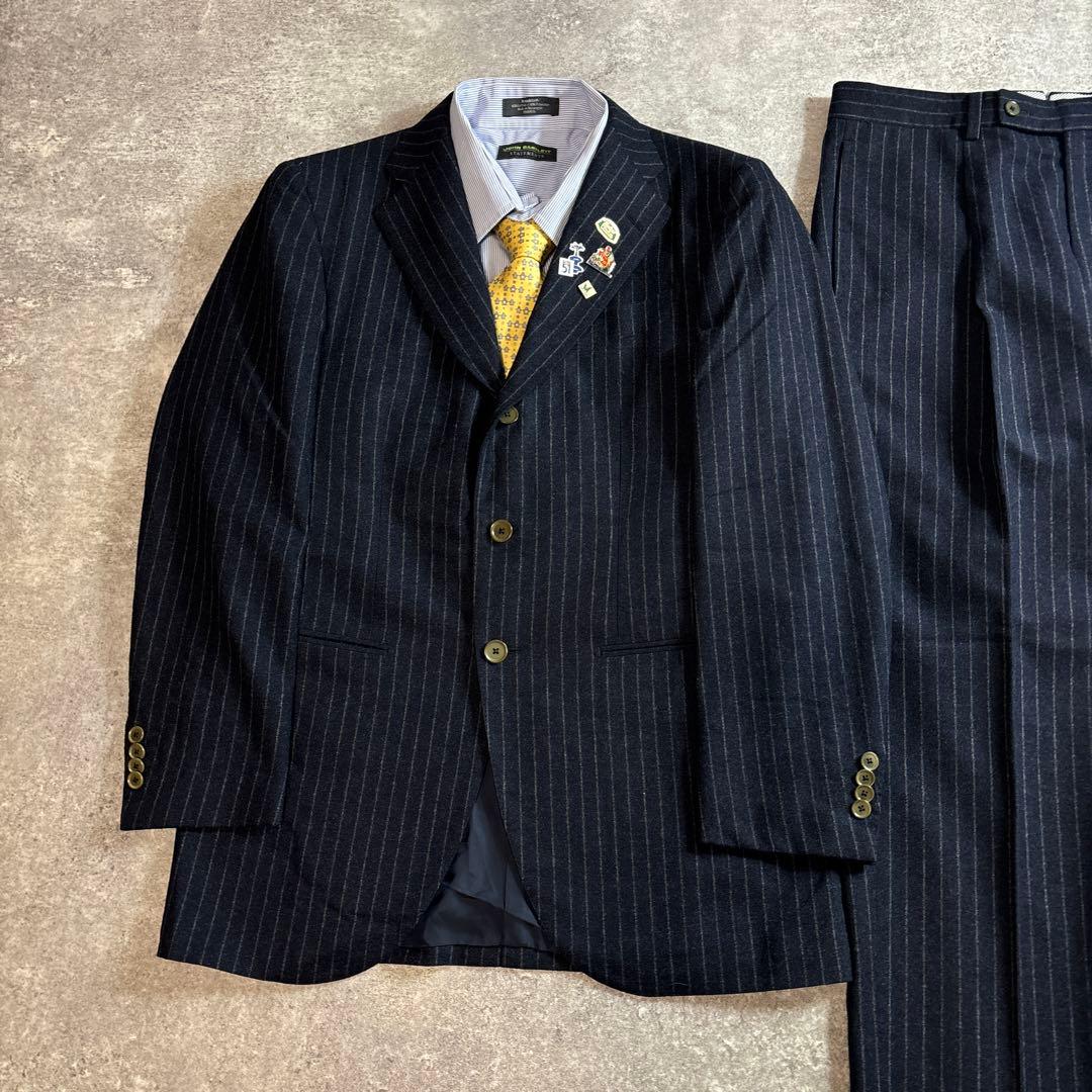 Setup double suit coming of age ceremony entrance ceremony pins vintage no.118