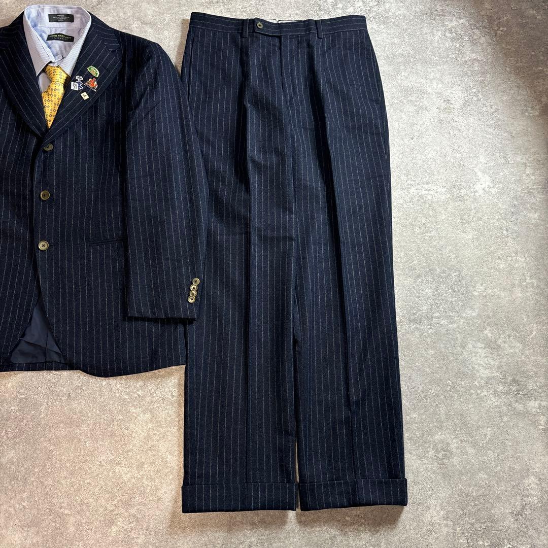 Setup double suit coming of age ceremony entrance ceremony pins vintage no.118