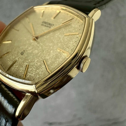 SEIKO Quartz Gold Dial Elegant Classic Watch Good Condition Men's Seiko