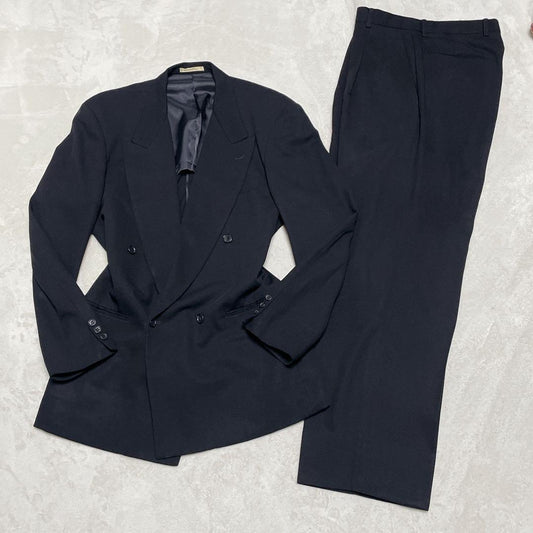 Vintage double breasted set up suit black L equivalent to actual size XL