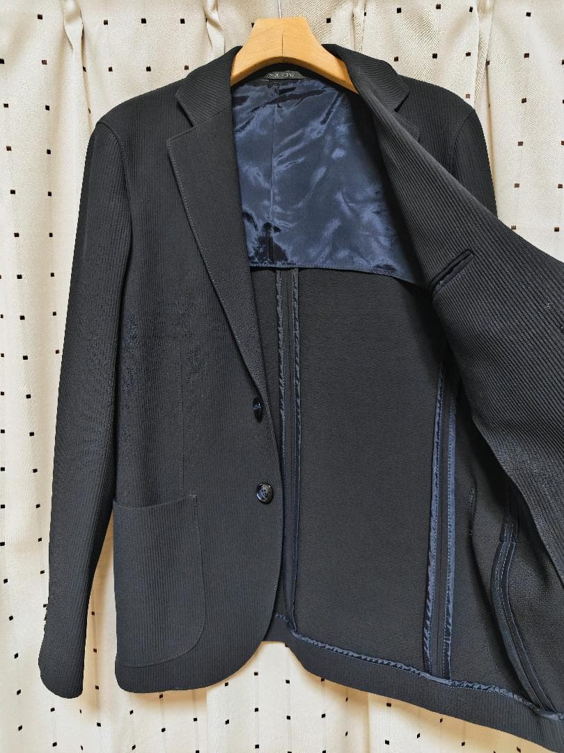 Unused item Giorgio Armani Upton Line 2B Suit 48 Navy