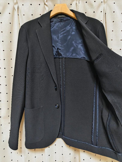 Unused item Giorgio Armani Upton Line 2B Suit 48 Navy