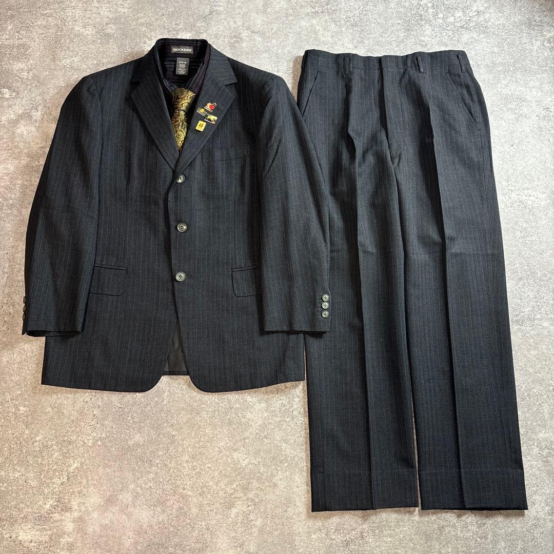 Setup double suit coming of age ceremony entrance ceremony pins vintage no.119