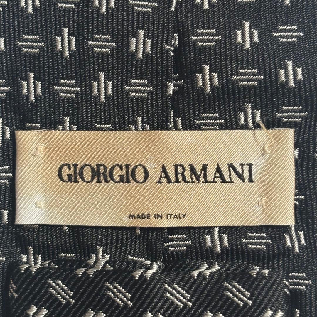 Giorgio Armani Tie Silk Black Geometric Pattern Made in Italy