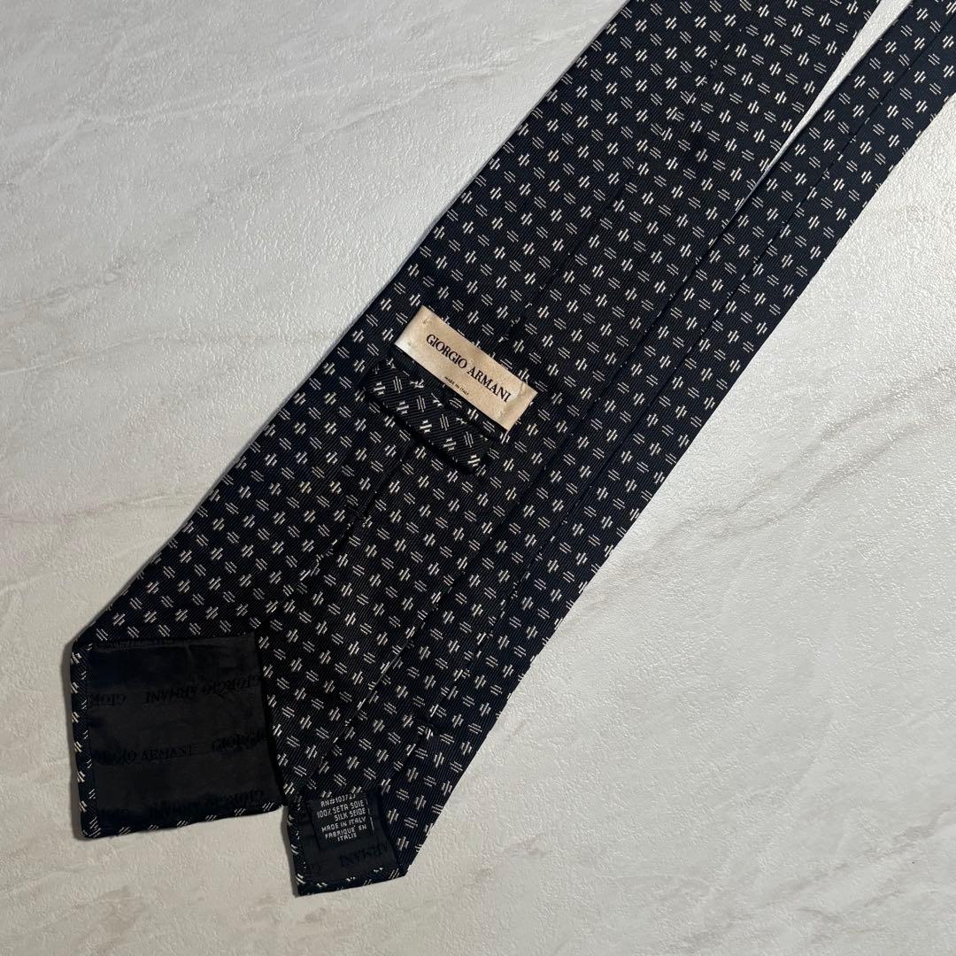 Giorgio Armani Tie Silk Black Geometric Pattern Made in Italy