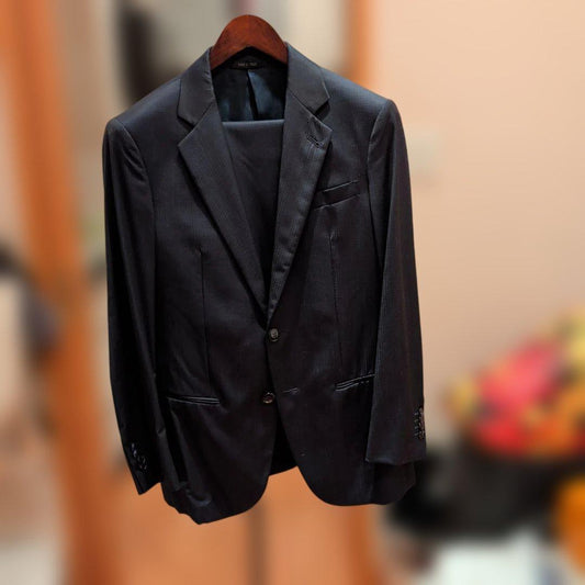 Giorgio Armani suit SOHO line navy check pattern size 46