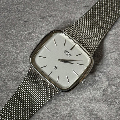 SEIKO Quartz Silver Dial Mesh Watch Good Condition Men's Vintage